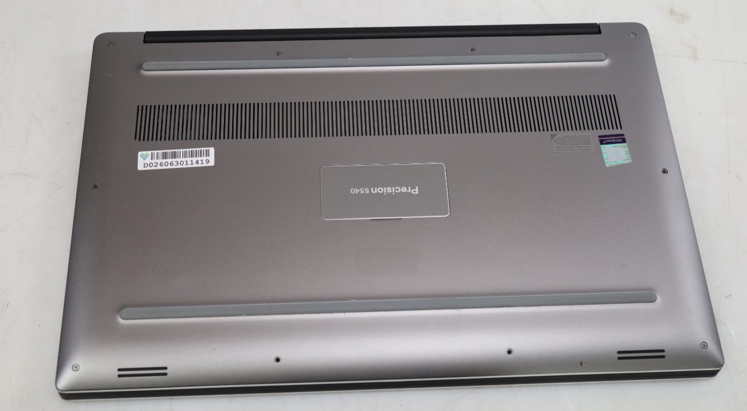 Dell Precision 5540 15.6″ Intel i9-9980HK 4GB 512GB SSD Quadro T2000 No COA OS