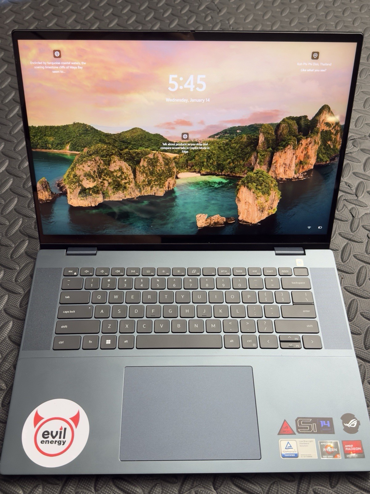 Dell Inspiron 16 7635 2-in-1 Laptop Ryzen 5 16GB 477GB SSD Touchscreen Silver