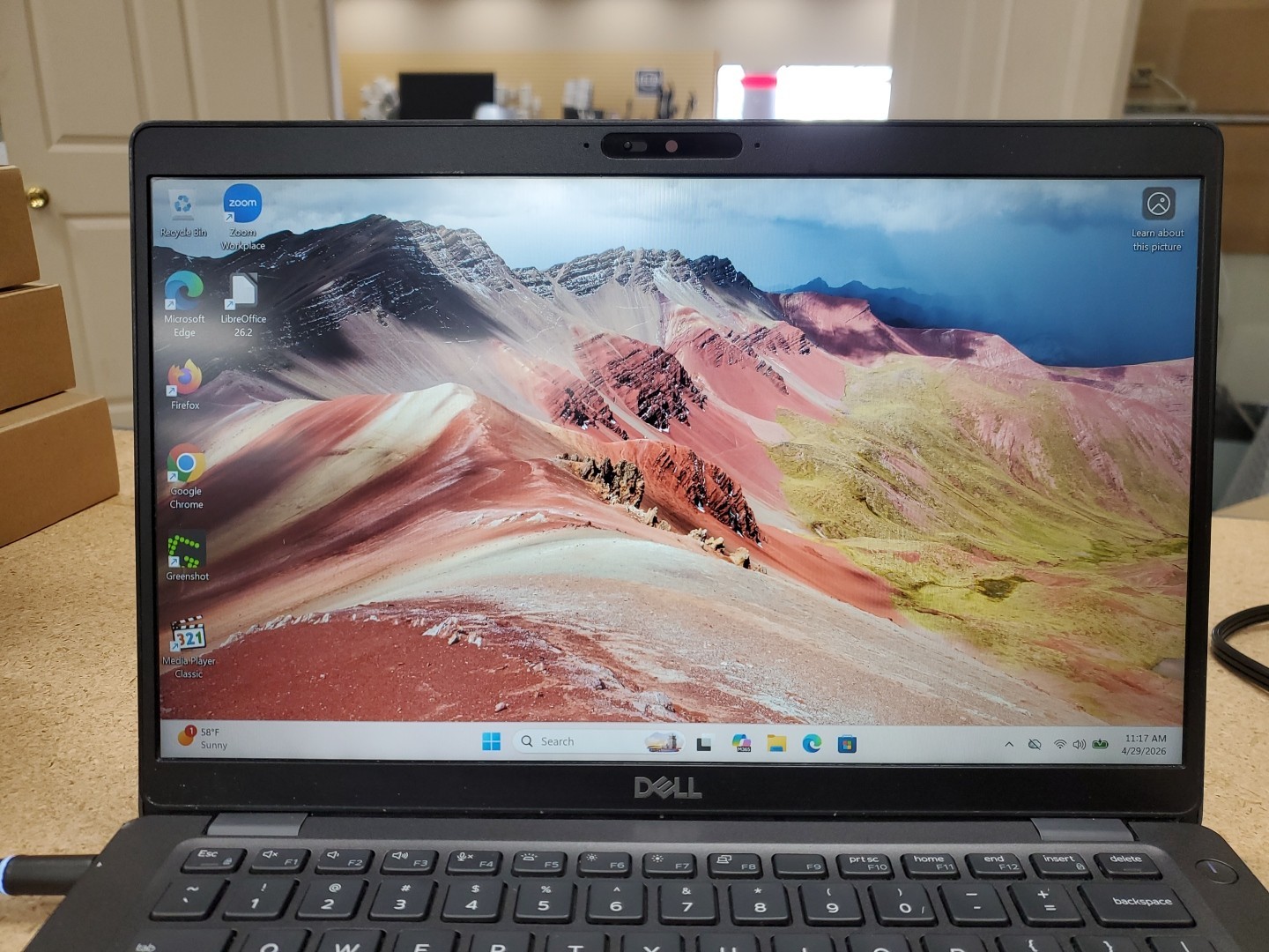 Dell Latitude 5400 Intel Core i5-8365U 16GB RAM 256GB SSD 042826-3
