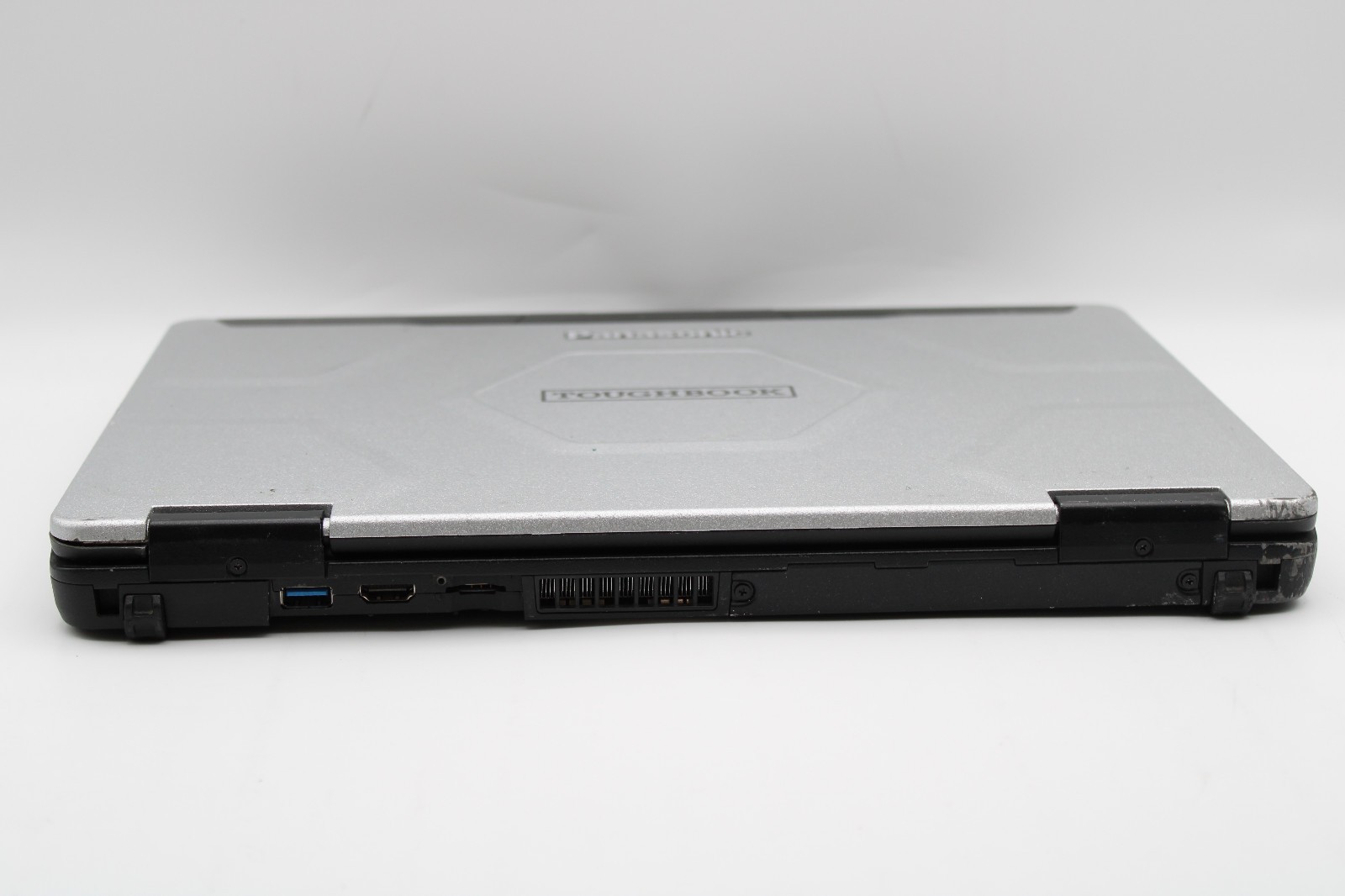 Panasonic ToughBook CF-54 MK2 _ i5-6300U _ 8GB / 480GB _ No OS / Batt