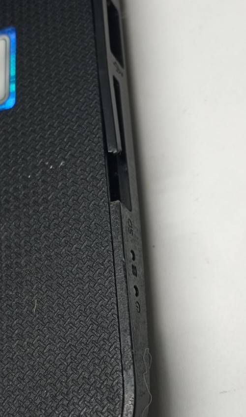 HP Laptop 15-bs0xx 15.6″ i5-7200u@2.50GHz 8GB RAM Wi-Fi/BT No HDD No OS MC411*!