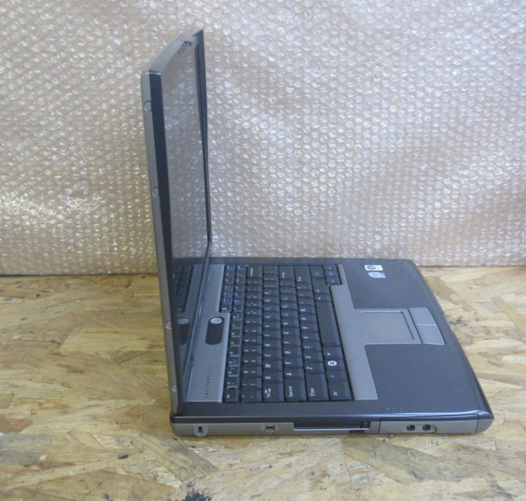 Dell Latitude D530 14″ INTEL CORE 2 /1GB RAM/80GB HDD/NO OS LAPTOP.