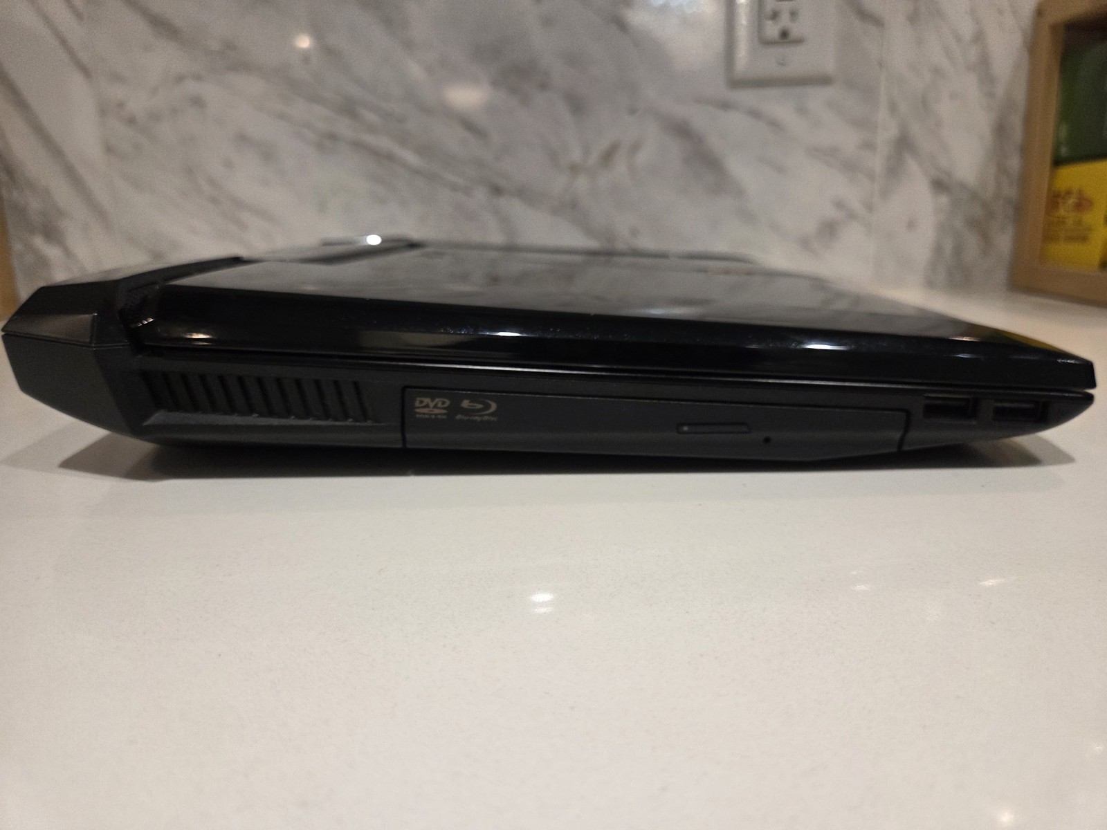 Asus Automobili Lamborghini VX7 – Full Set – Mint Condition – gaming laptop