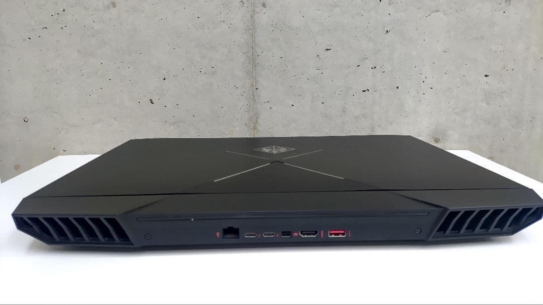 OMEN X by HP 17-ap034TX 17.3 Inch FHD 144Hz i7-7820HK 32GB 512GB SSD+1TB HDD