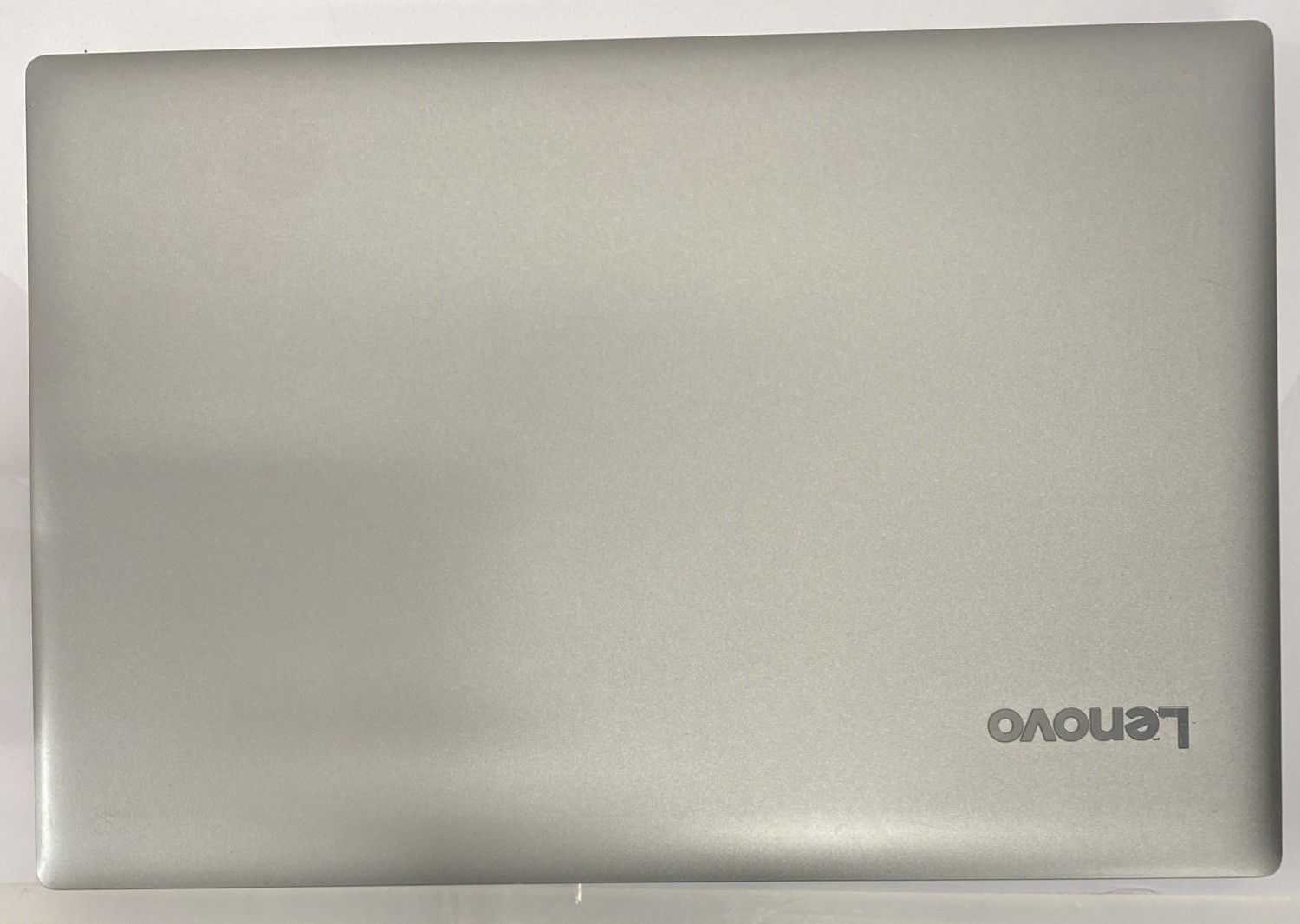 Lenovo Ideapad 330-15IKB 15.6″ Intel Core i3-8130U @2.20GHz 8GB RAM 120GB SSD