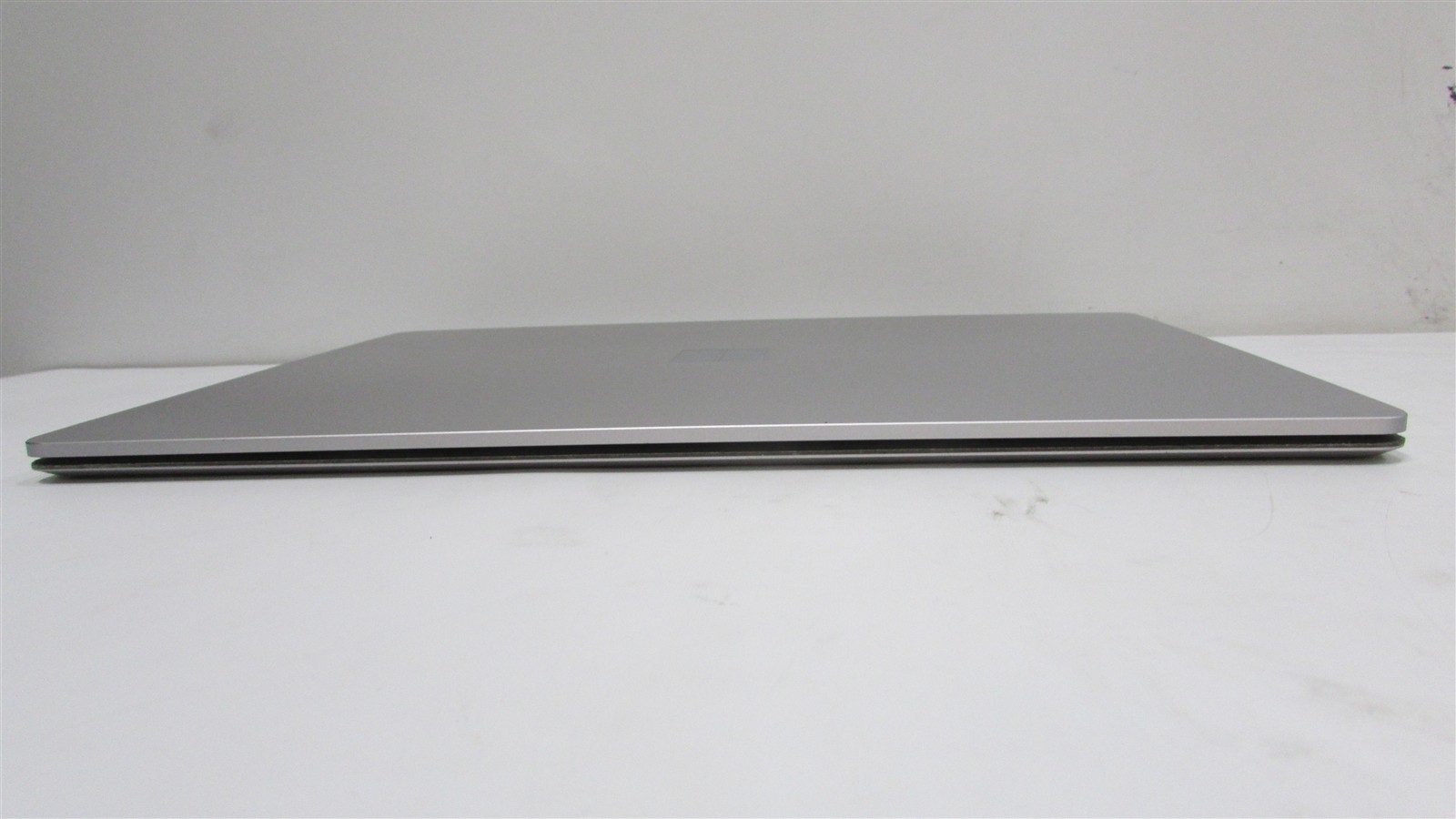 Microsoft Surface Laptop 5 1950 i7-1265U 2.7GHz 16GB RAM 256GB 13.5″ W11 Pro DMG