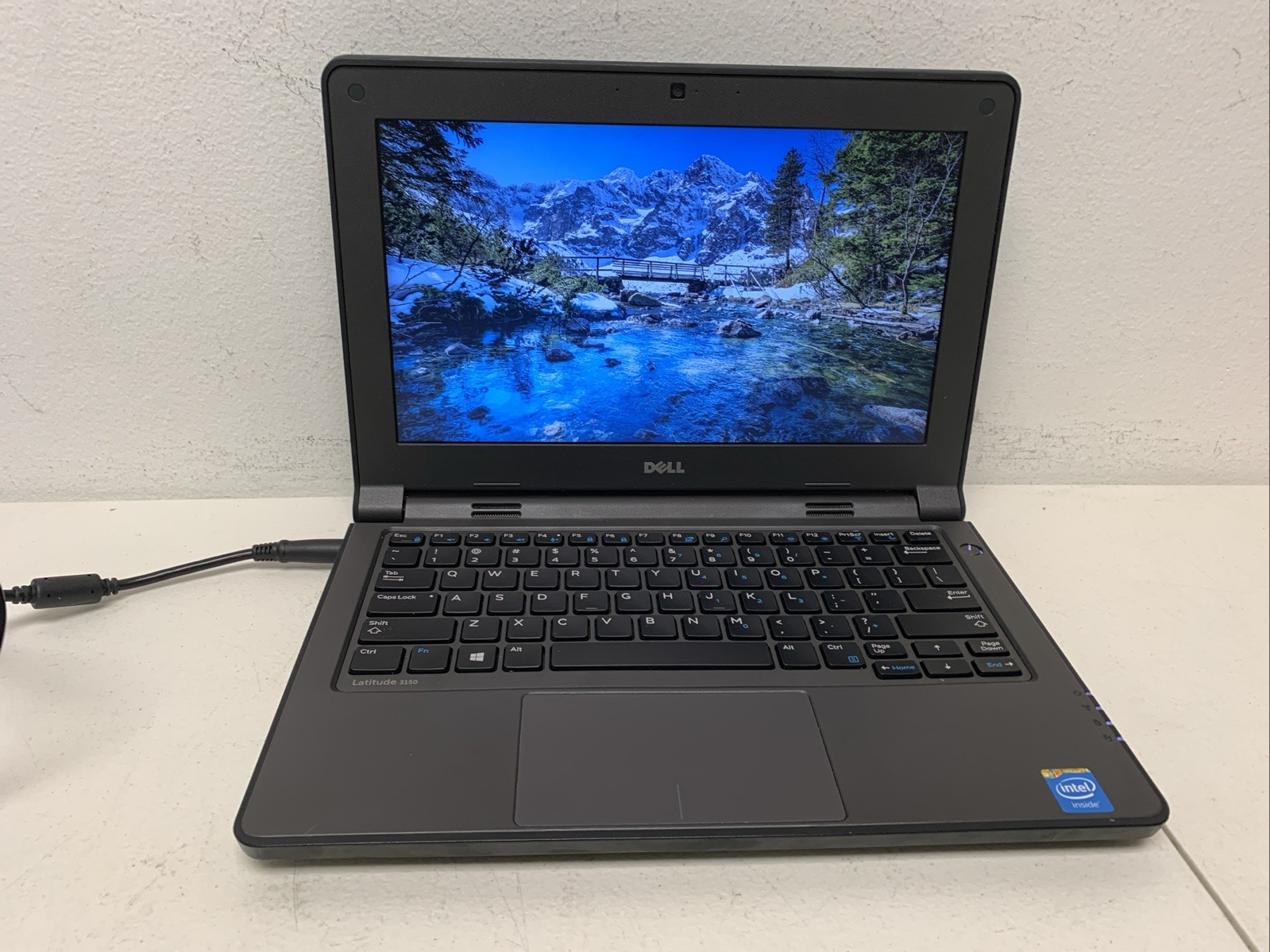 DELL LATITUDE 3150 INTEL CELERON N2840 Wind 10 Bad Battery AS-IS Read Descri