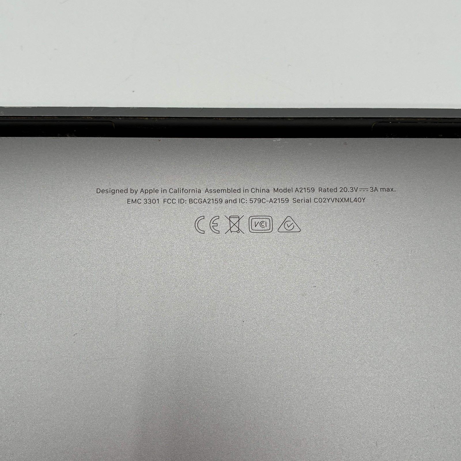 Apple MacBook Pro i5 8GB 256GB A2159 CRACKED SCREEN FOR PARTS ONLY