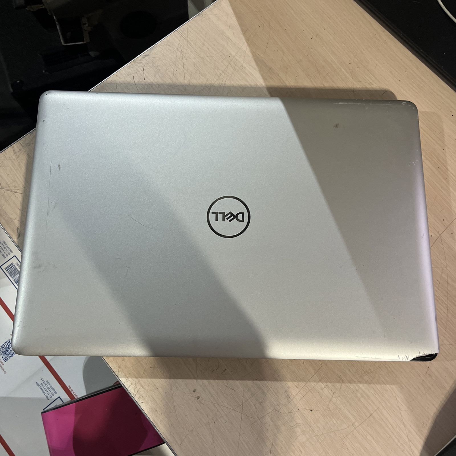 DELL INSPIRON 5575 AMD RYZEN 3 2200U 8GB RAM NO HD
