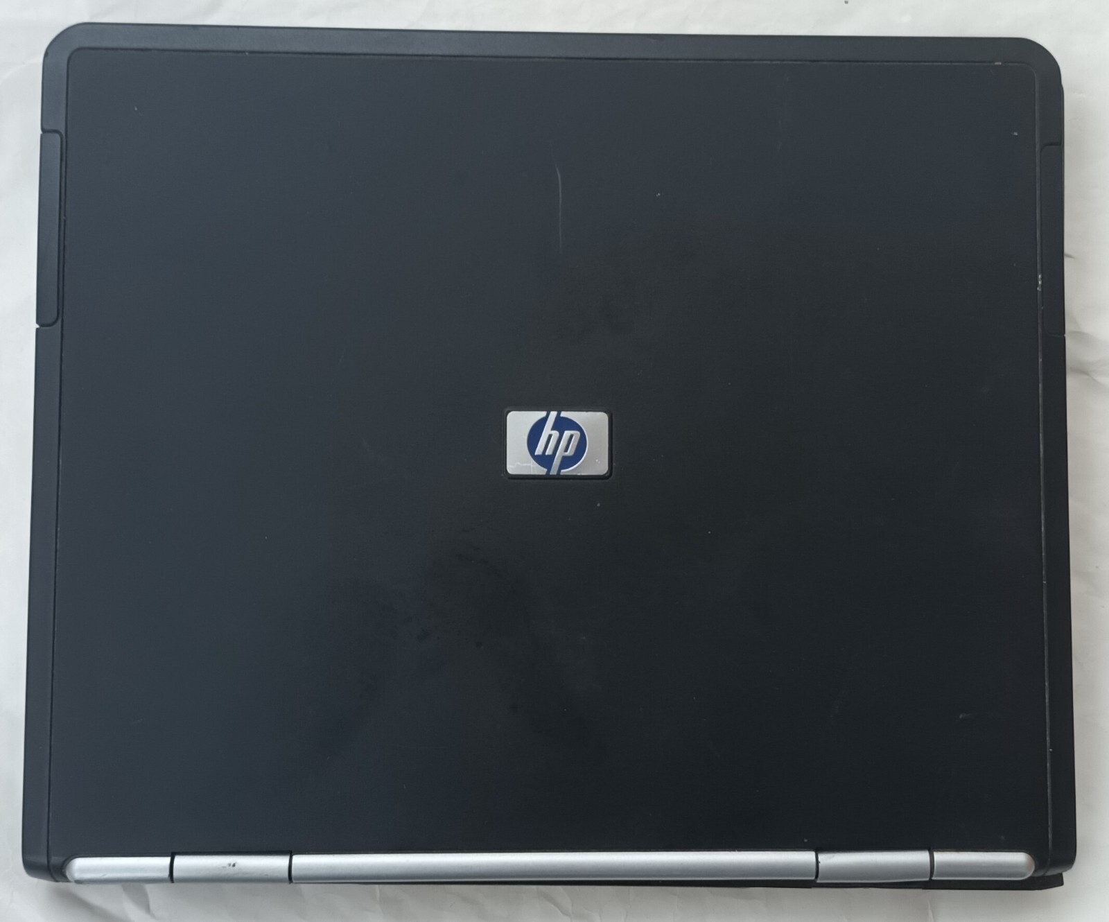 Compaq nc4010 Laptop 358809-001 12.1″ 512MB 60GB Wi-Fi Windows XP ATI Radeon