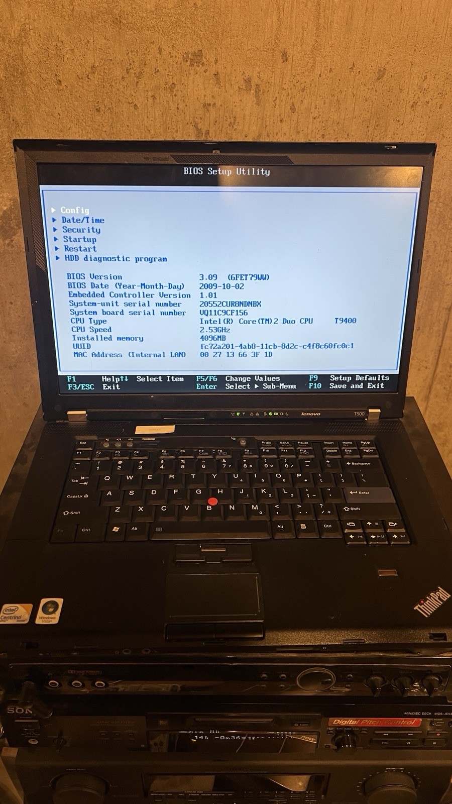 ThinkPad T500 P8600 2.4GHz 3GB 160GB ATI 3650 Win 7 Office 2010