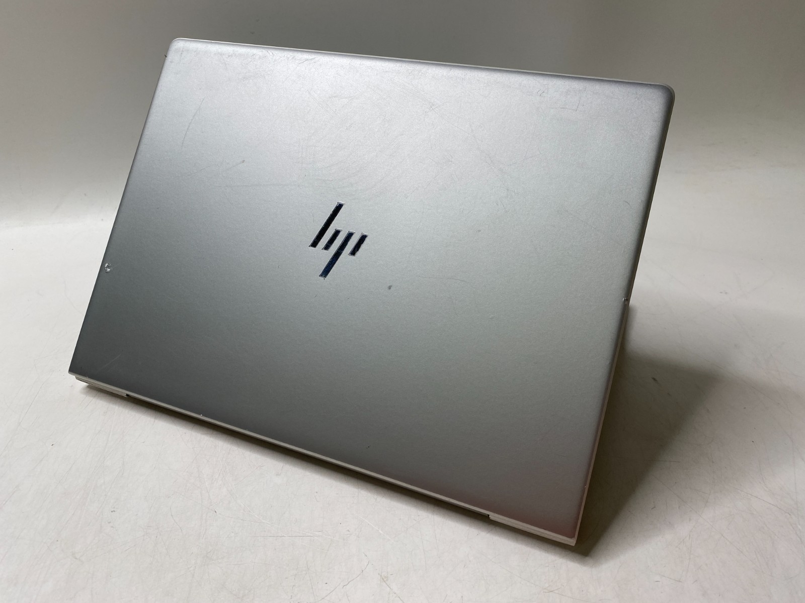 HP EliteBook 830 G5 13″ i7-8550u 16GB DDR4 240GB SSD Win11Pro – Wear