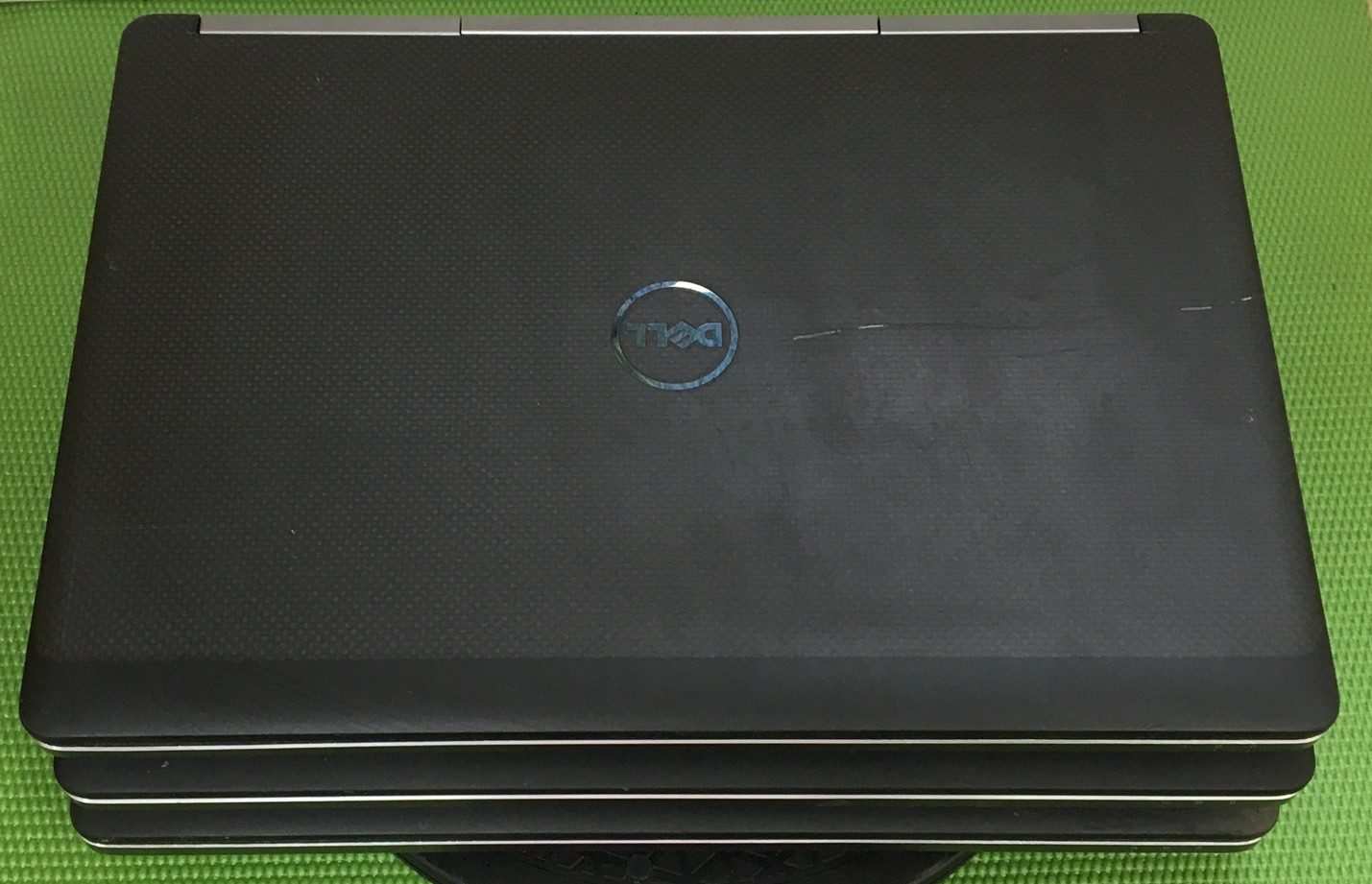 (Lot of 3) Dell Precision 7520 i7-6820HQ 16/8GB M2200 – no SSD/OS (AS IS-READ)