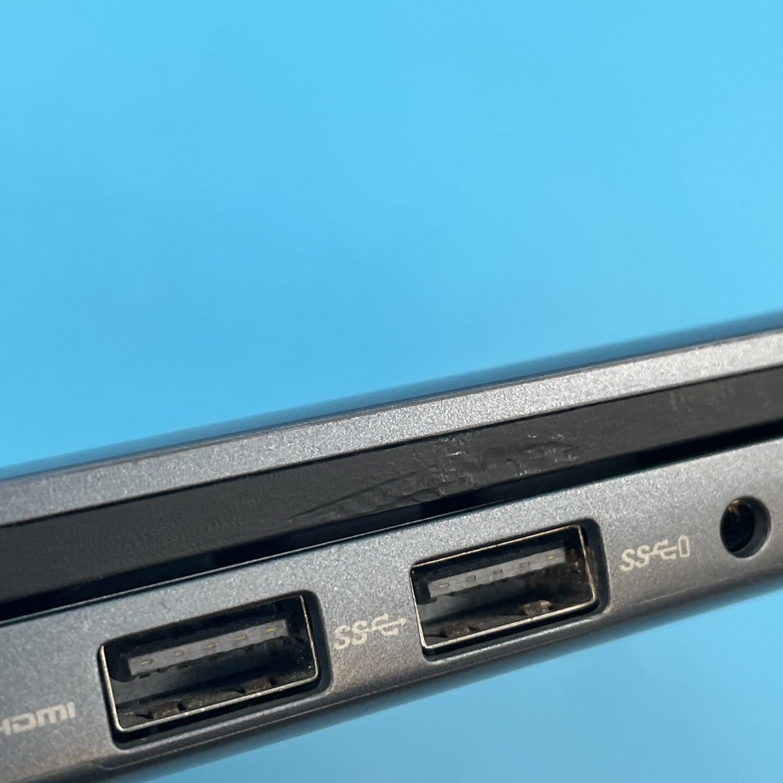 (LOT OF 4) Dell Laptops | i7 8th Gen | 8/16GB | NO DRIVE | P600 * READ* | NO OS