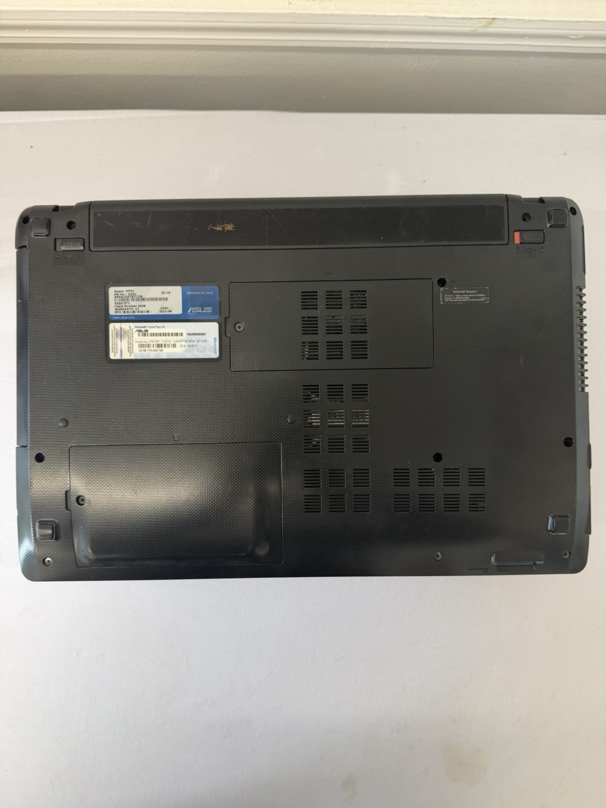 Asus A53U Laptop – Good Screen – AMD E-350 – Read Des