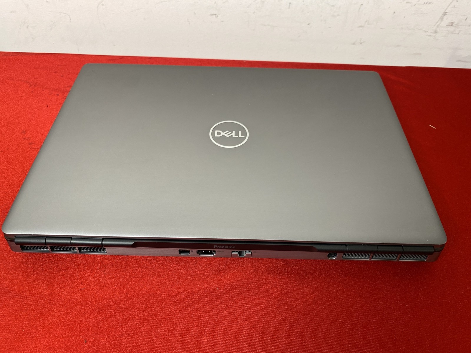 Dell Precision 7550 15.6 Intel i7-10850H 2.70GHz 32GB,500GB SSD Quadro T2000