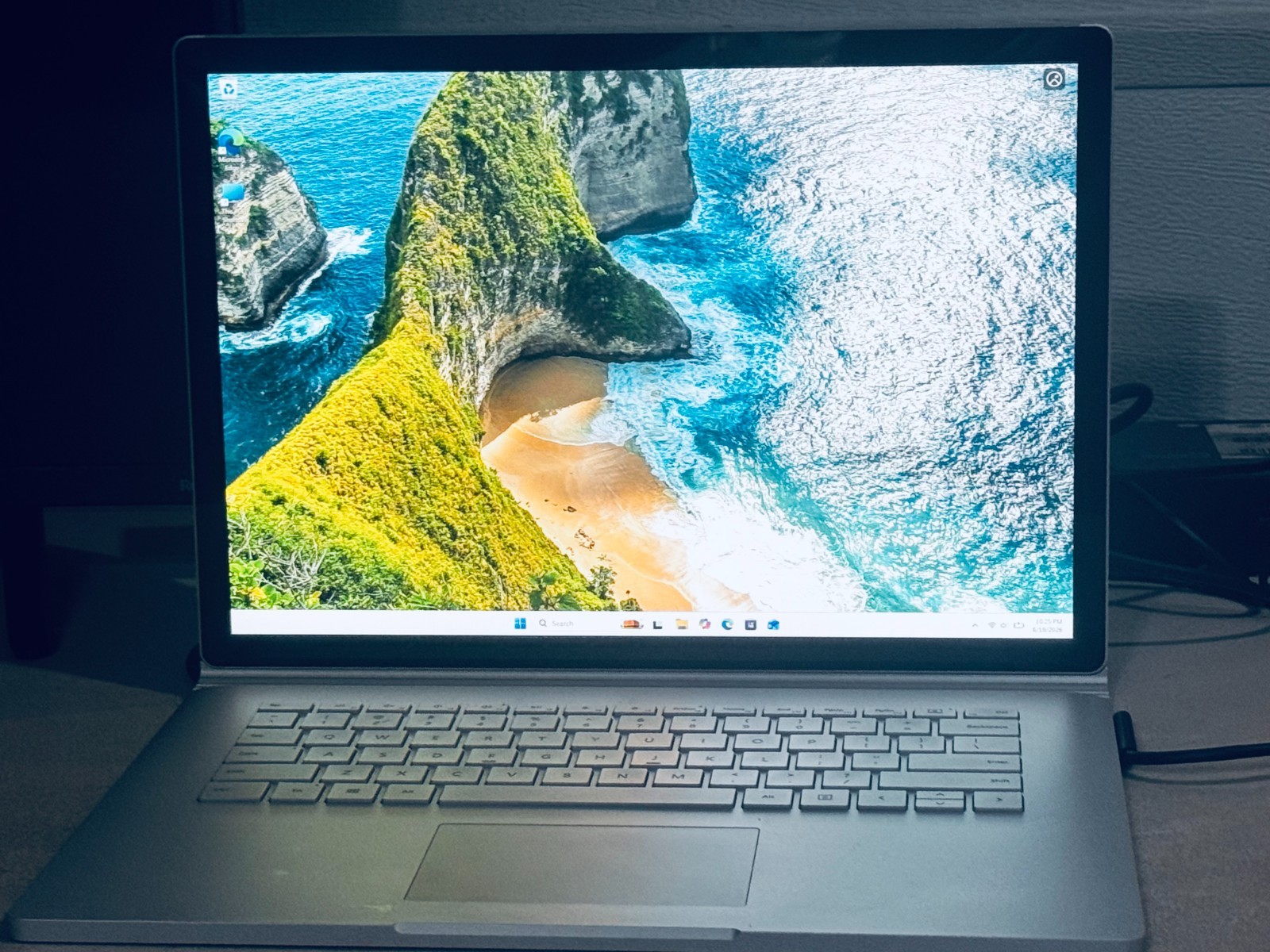 Microsoft Surface Book 3 Touch-Intel i7 1065G7-32GB RAM-512GB-6GB GTX 1660-READ