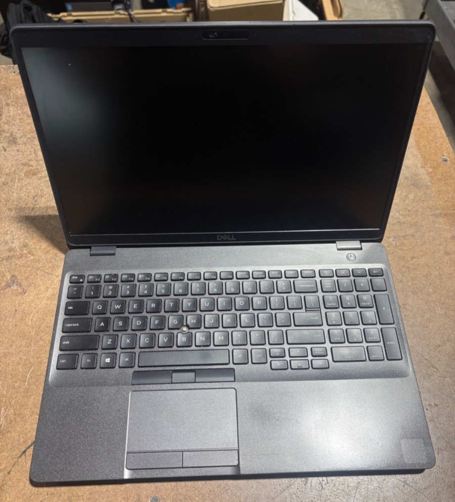 Dell Latitude 5500 15.6″ Laptop i5-8365U 16GB RAM 256GB SSD FHD | No Charger/OS