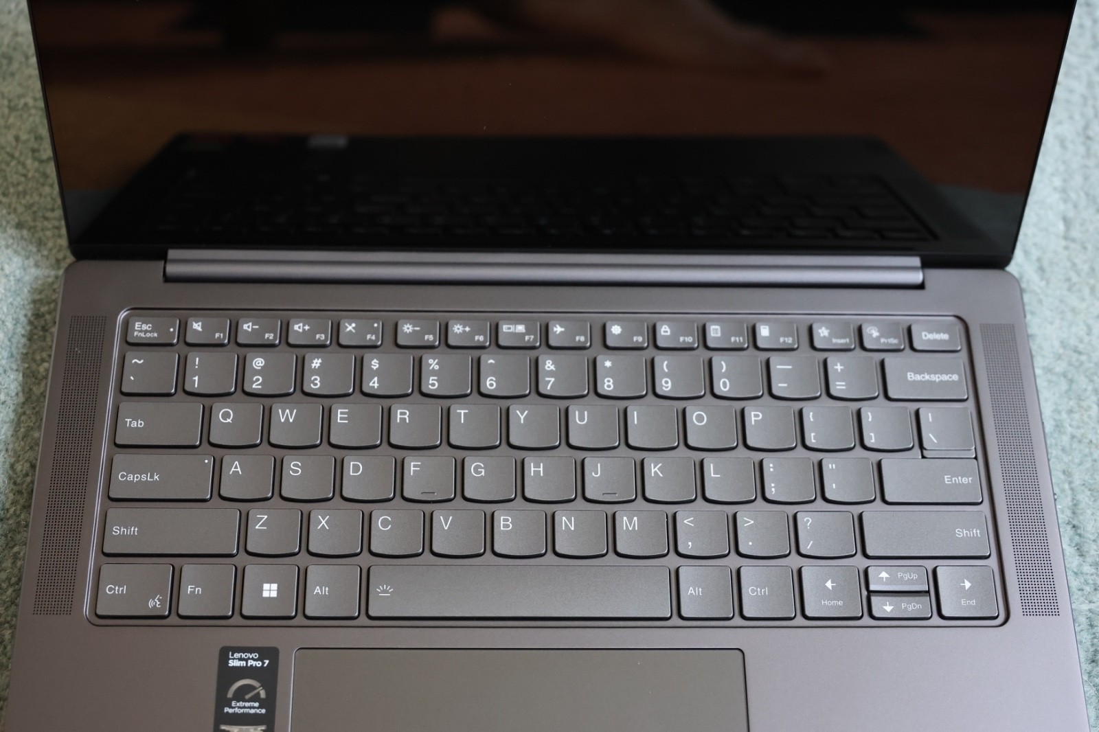Lenovo Slim Pro 7