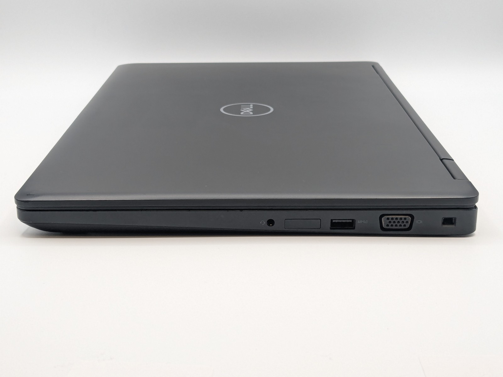 Dell Precision 3530 15″ FHD I5-8400H 1TB SSD 16GB W11P Quadro P600 Webcam
