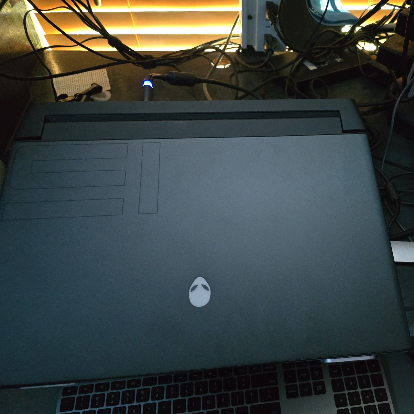 Alienware M15 R3 15.6″ – i7-10750H – 16GB – RTX 2070 SUPER – 512GB SSD