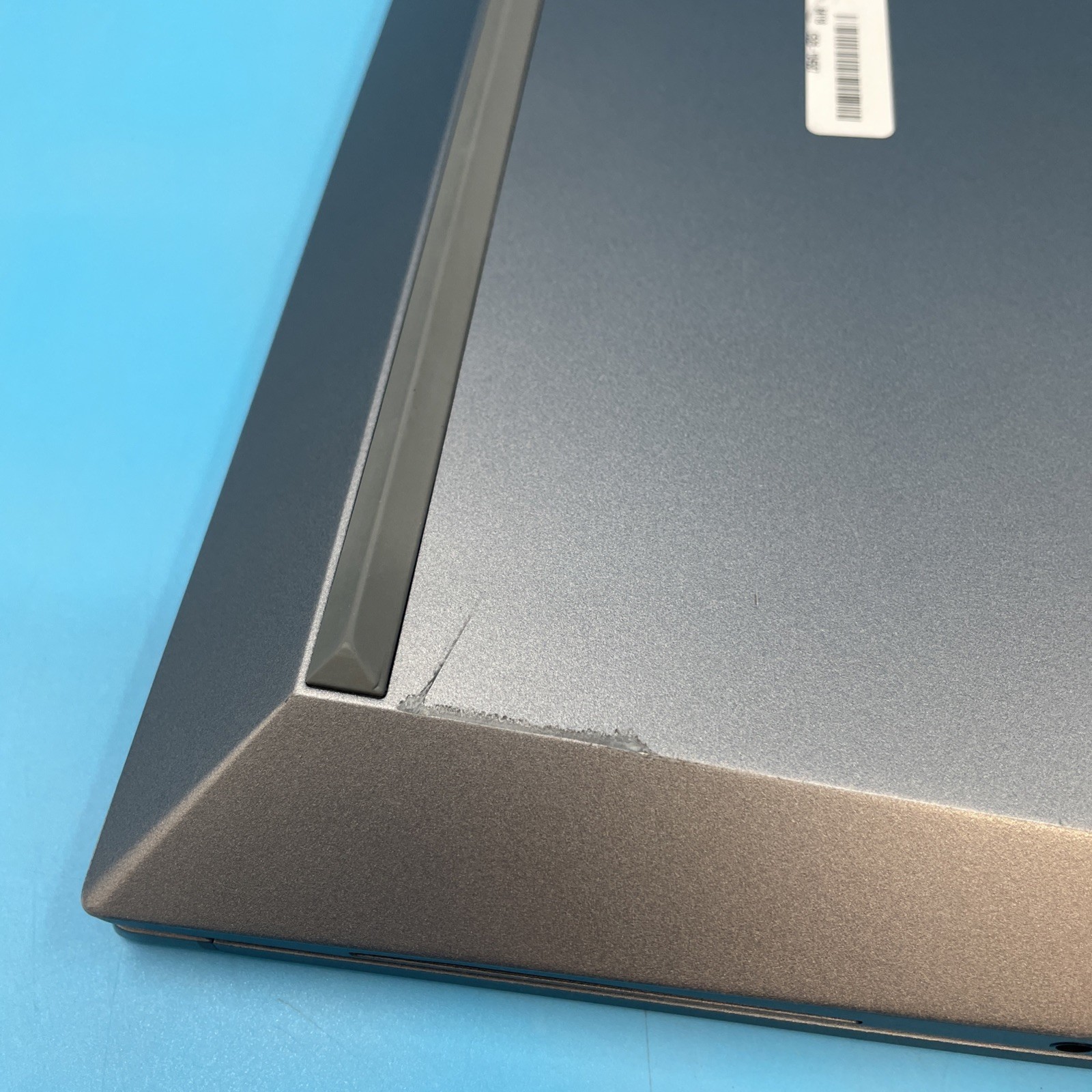 HP ZBook Fury G7 | i7-10850H | 32GB RAM | 256GB SSD | T2000 | W11 PRO | 74% BATT