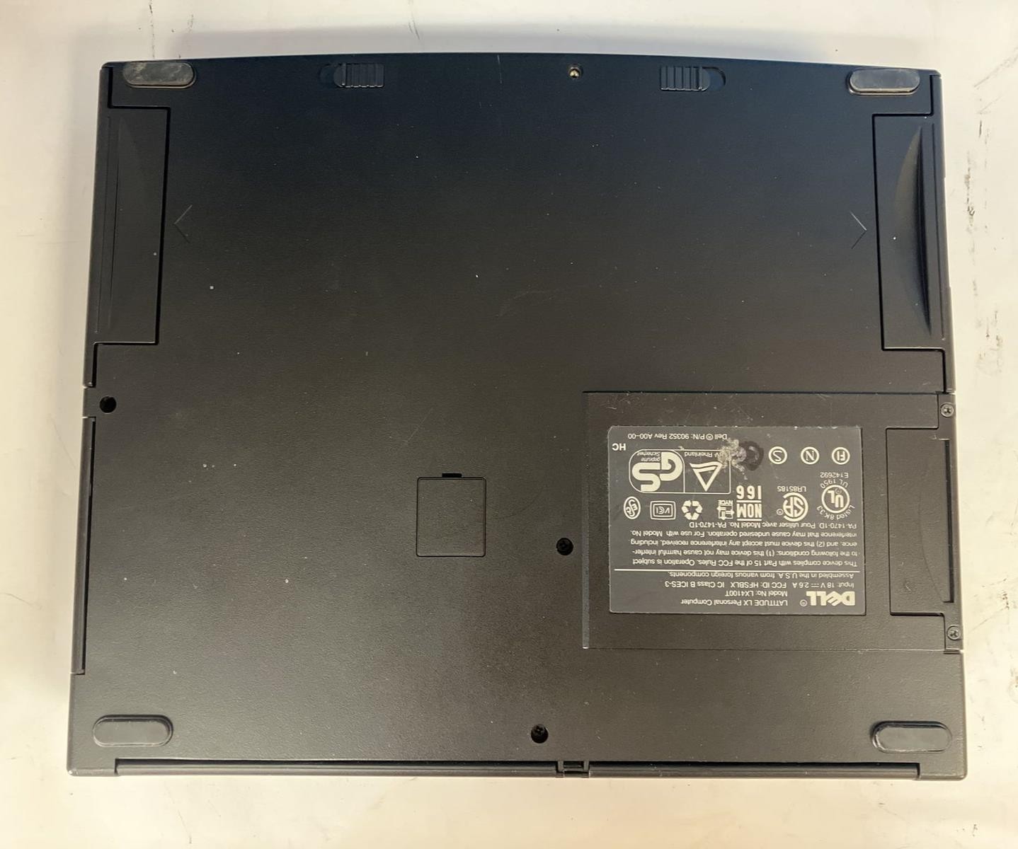 Dell Latitude LX 4100T 10.5″ Laptop 80486 CPU / 12MB RAM / Windows 95 (Read) ~