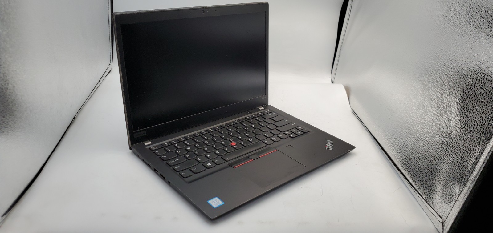 Lenovo ThinkPad T490s Laptop 14″ i5-8th Gen 8GB RAM No SSD/OS/Charger