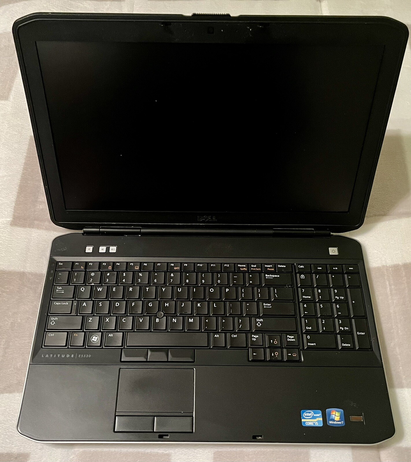 Dell Latitude E5530 Laptop i5-3210M 2.50 8GB RAM 500GB SSD Win 10 Pro DVD +PSU