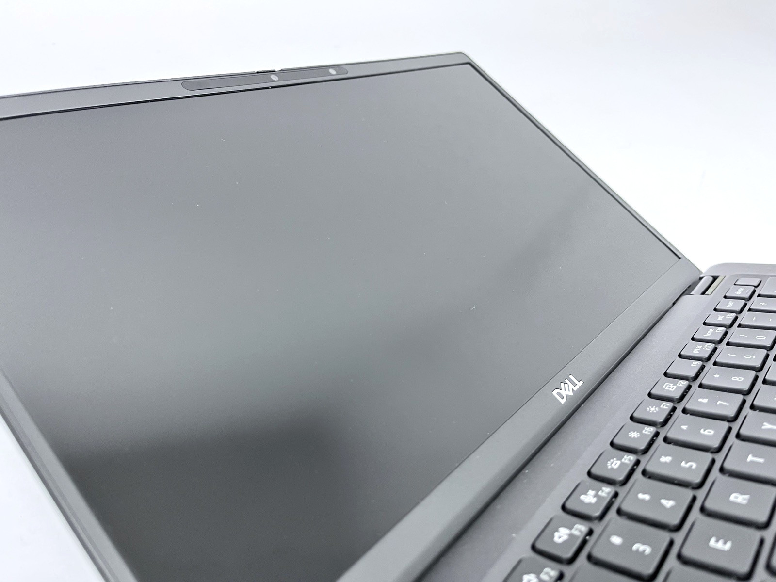 Dell Latitude 7420 14″ FHD i7-1185G7 3.0Ghz 32GB 512GB *GRADE C*