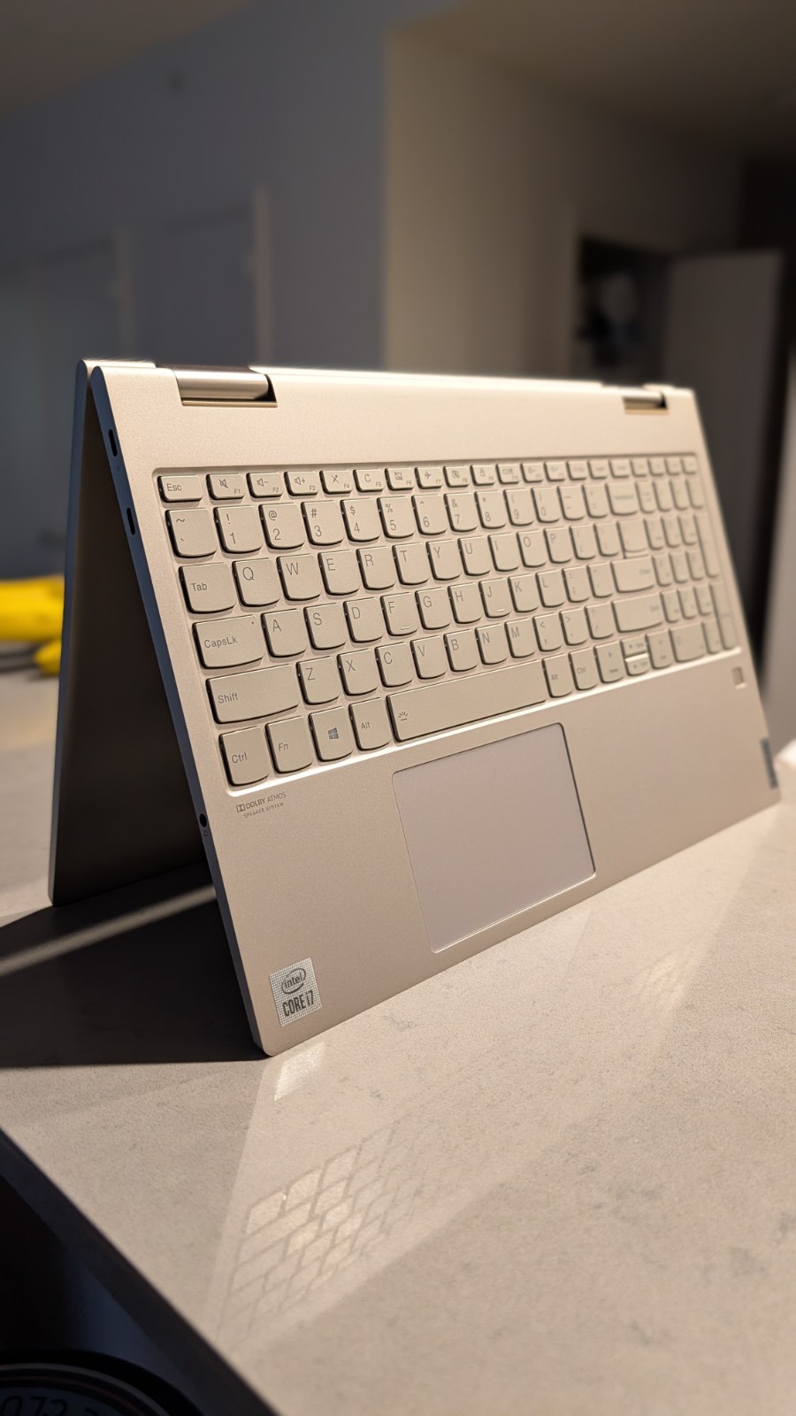 Lenovo Yoga Convertible 2-in-1 Laptop Intel Core i7 Silver Dolby Atmos