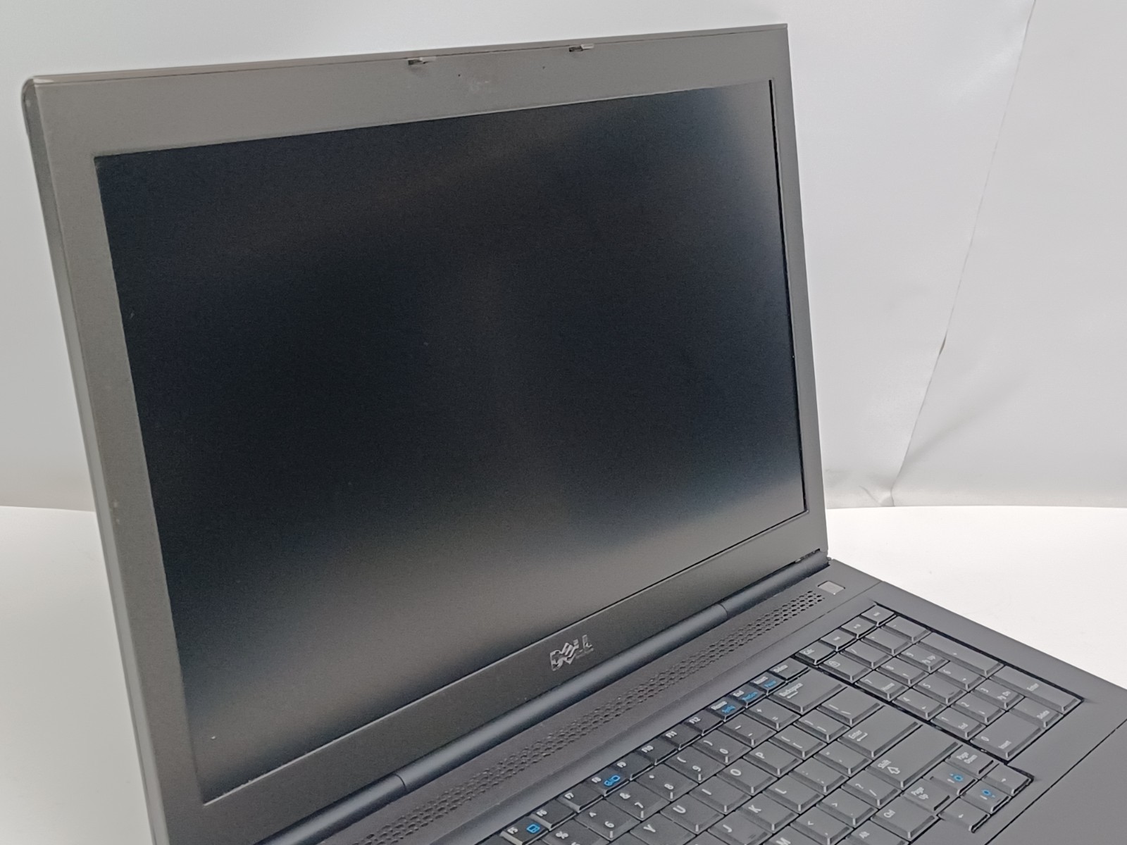 Dell Precision M6800 For Parts No RAM No Storage