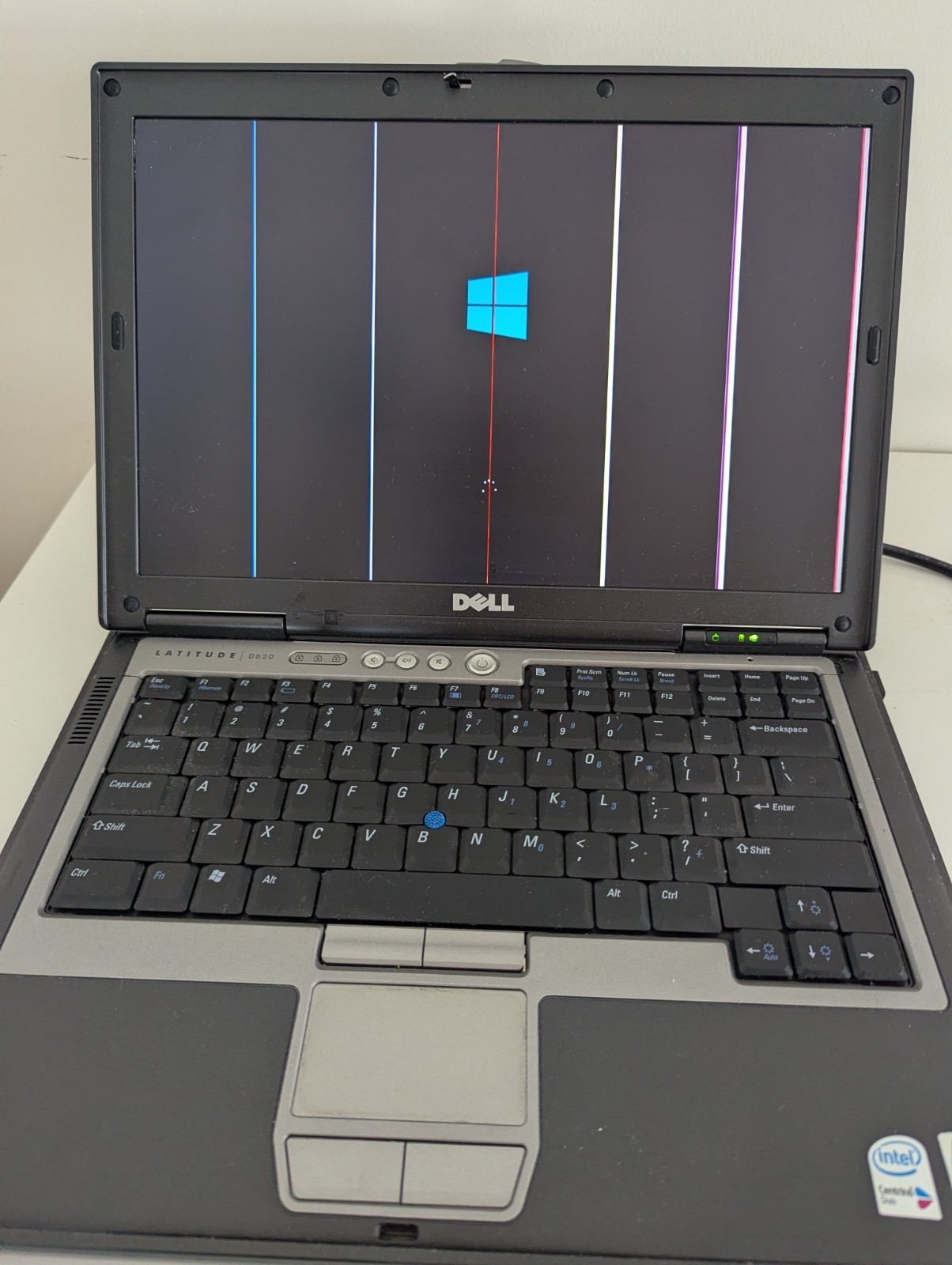 Dell Latitude D620 4GB RAM 120GB SSD Laptop w/ Win 10, 802.11ac WiFi, BAD SCREEN