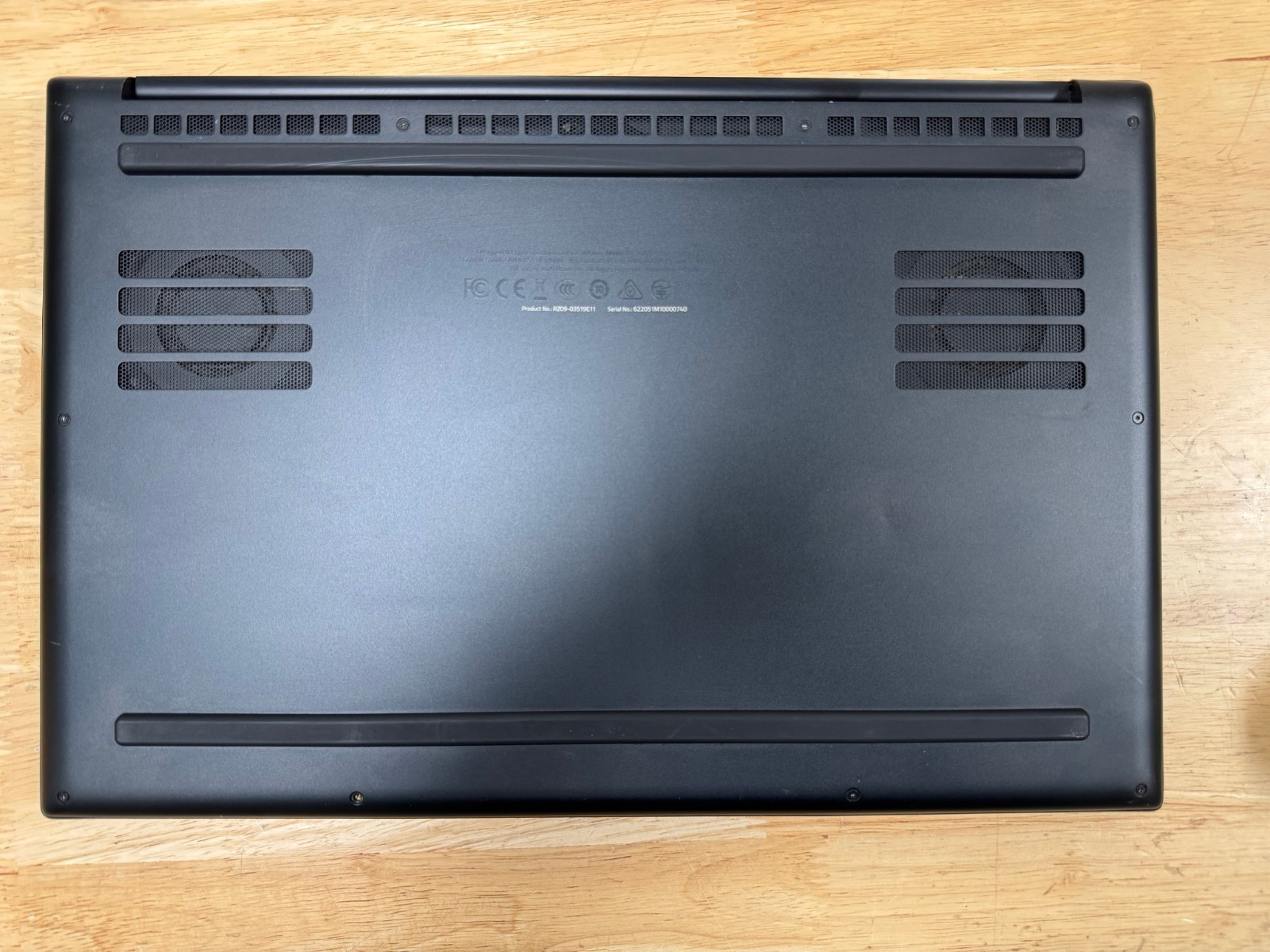 Razer Blade 15 2020 Base Gaming Laptop 1660Ti, i7 10th Gen, 16GB RAM, 1TB M.2SSD