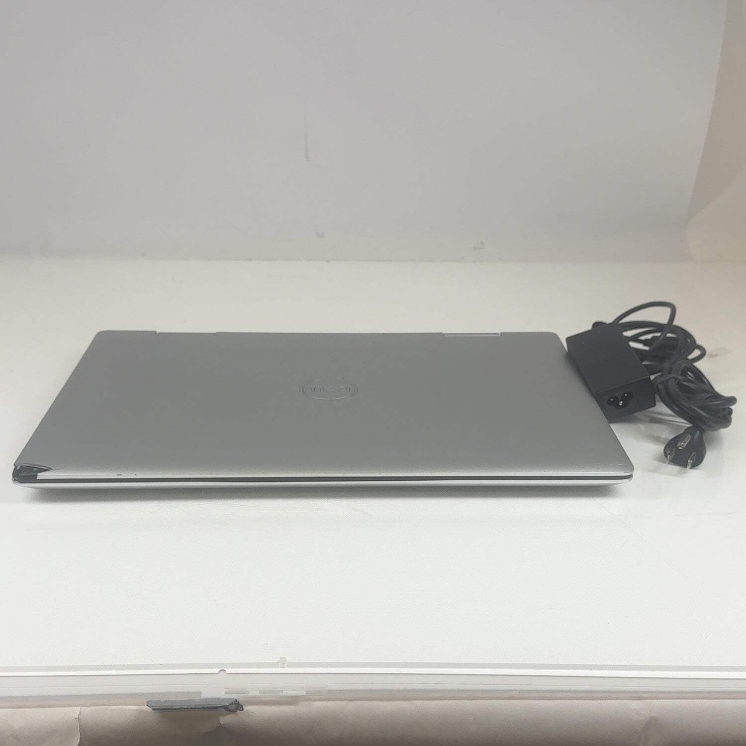 Dell Inspiron 5582 i5-10210U 2.1GHz 8GB RAM 256GB SSD Read