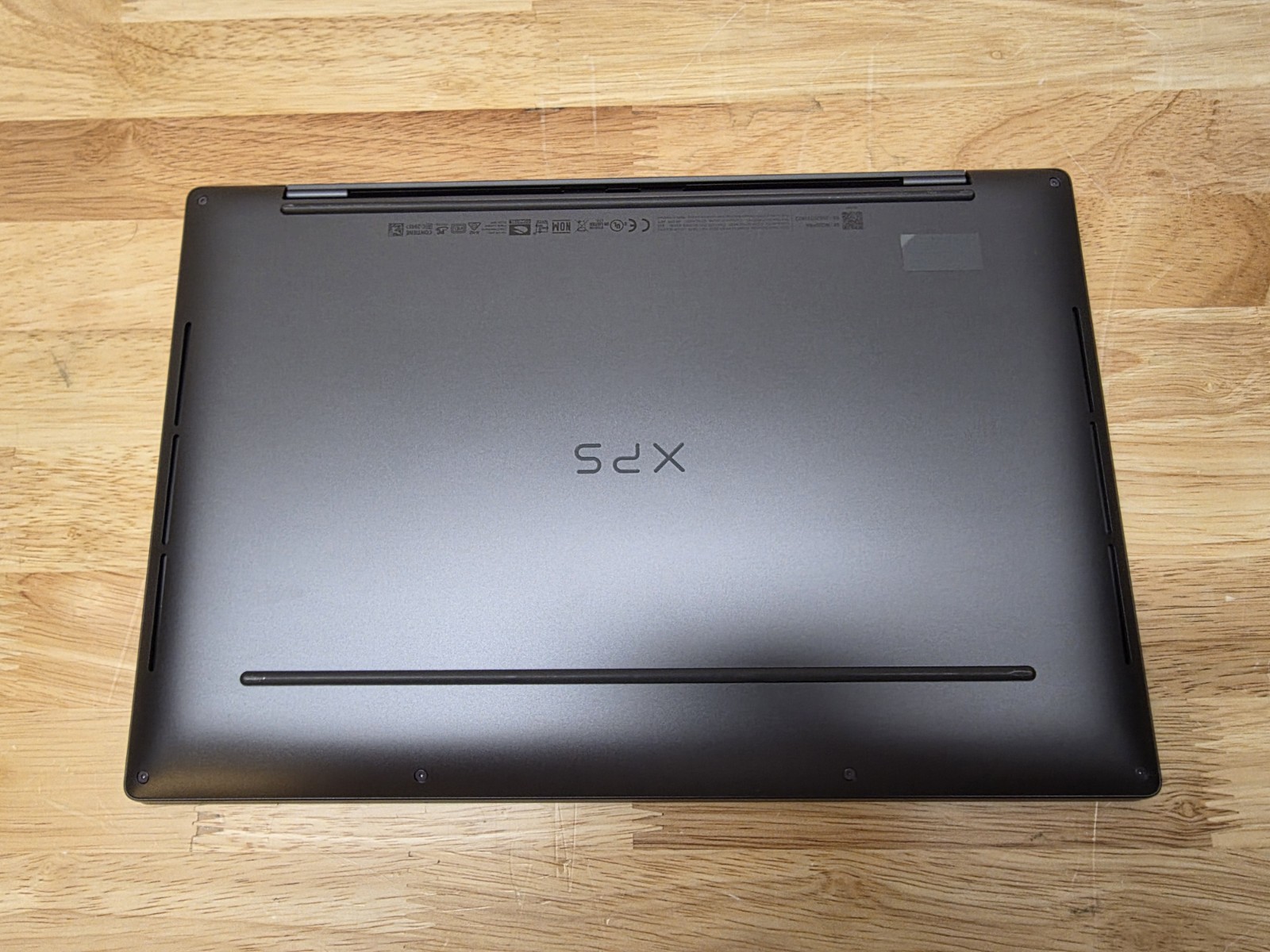 Dell XPS 13.4″ OLED Touch | Snapdragon X Elite | 16GB RAM | Graphite