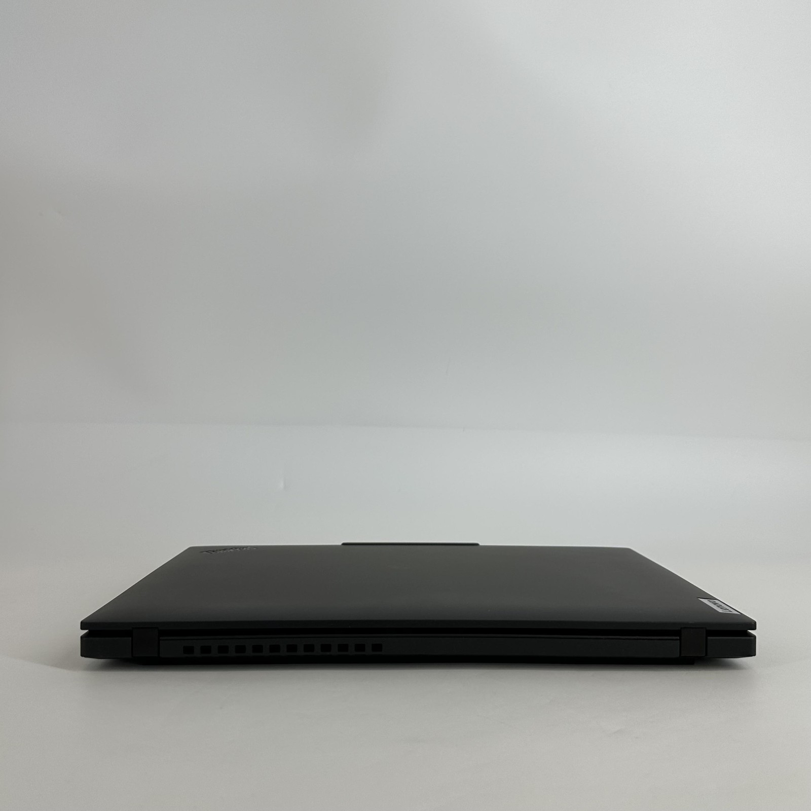 Lenovo ThinkPad P14s Gen 6 FHD+ 2.0 GHz Ryzen AI 9 HX PRO 370 64GB 1TB SSD