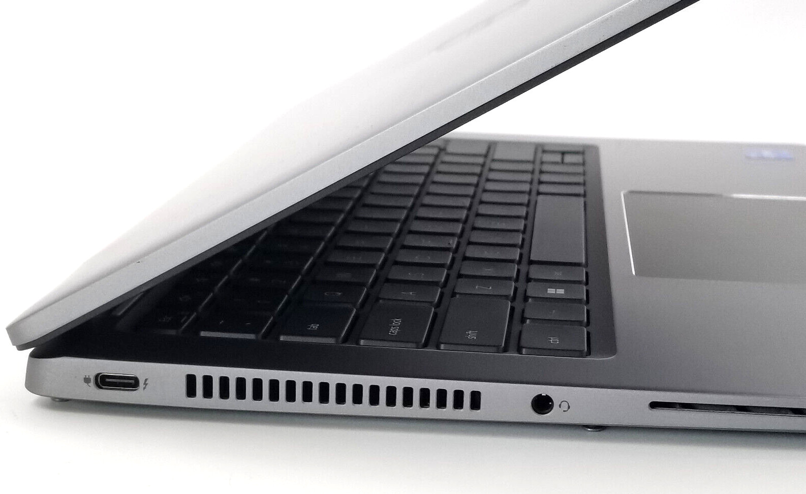 Dell latitude 7430 2 in 1 14″ Intel i7-12th Gen 16GB RAM + 512GB NVMe Win 11 Pro