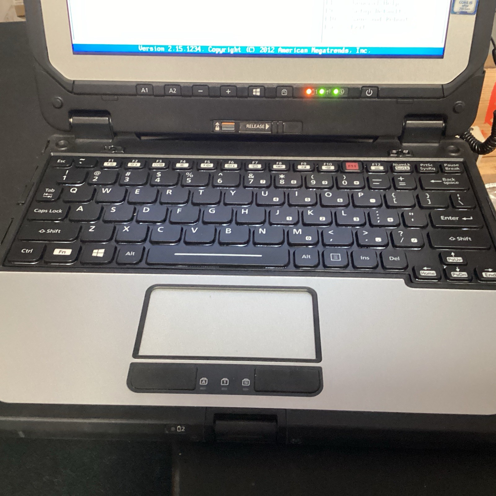 Panasonic ToughBook CF-20 | i5-7Y57 1.20GHz | 8GB Ram | 256GB | No OS/CHARGER
