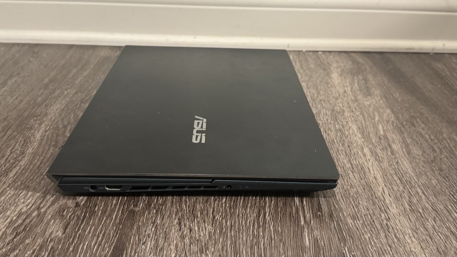 ASUS ZenBook Pro Duo 15 RTX 3070 Intel Core I7