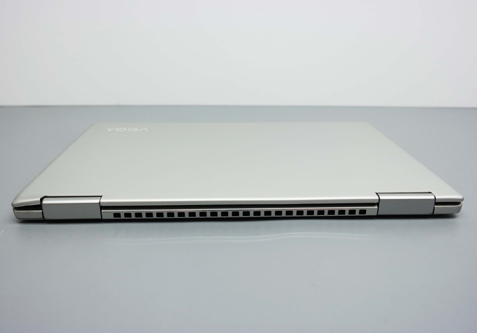 Lenovo Yoga 720-13IKB 13.3″ Core i5-7200U 4GB 128GB SSD