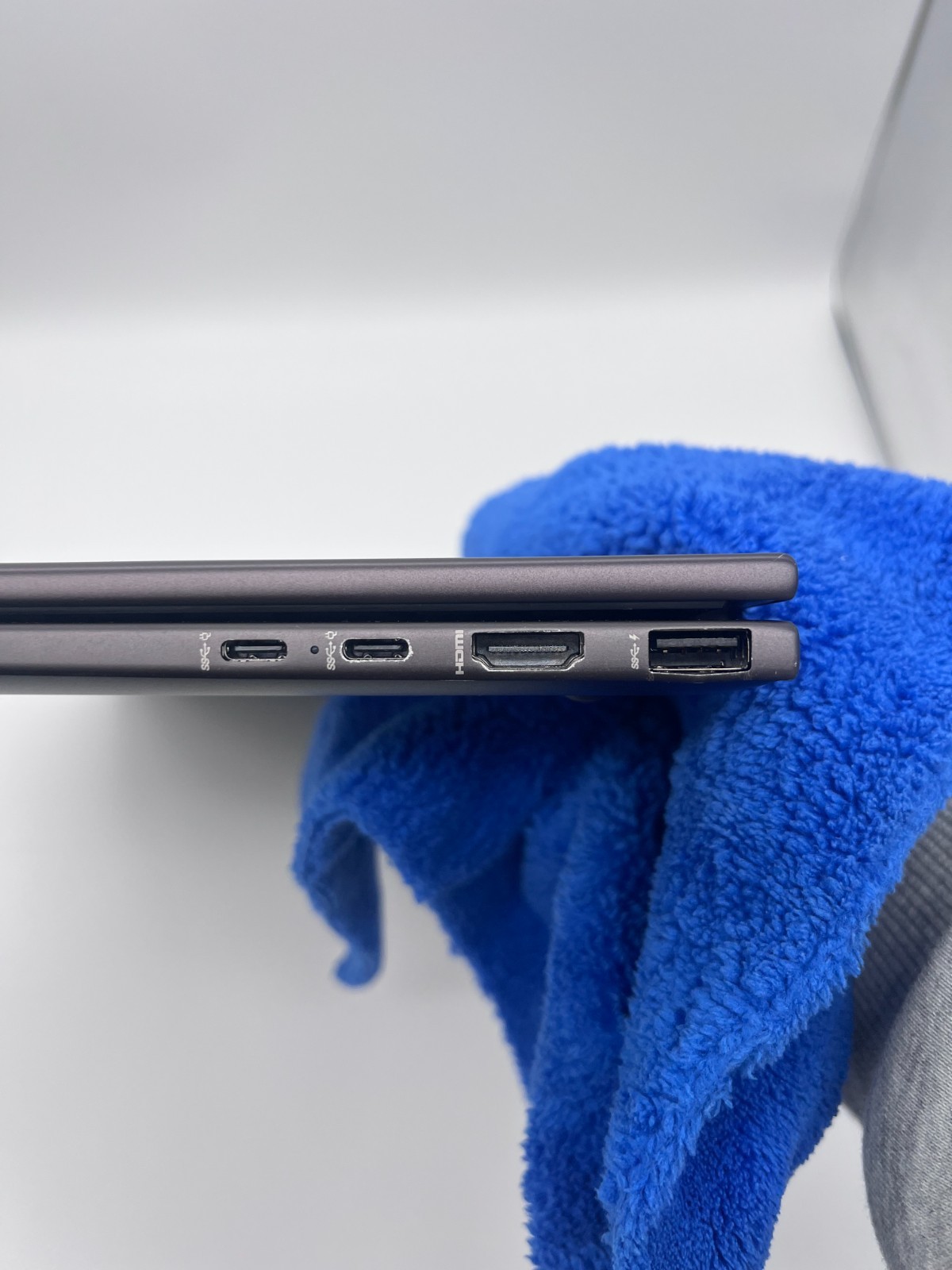 HP Envy x360 15.6″ Touch Ryzen 7 7730U 16GB RAM 512GB SSD FHD Laptop