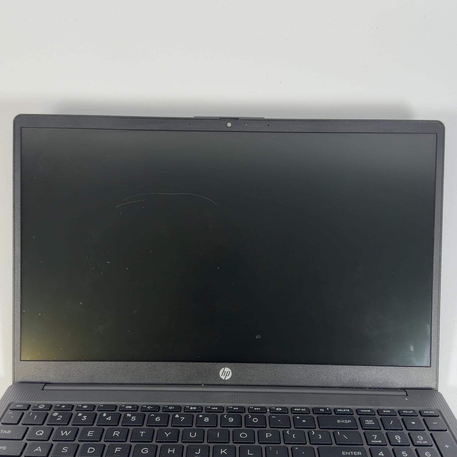 HP NoteBook 255 G10 15.6″ Ryzen 3 7320U 2.4GHz 8GB RAM 256GB SSD