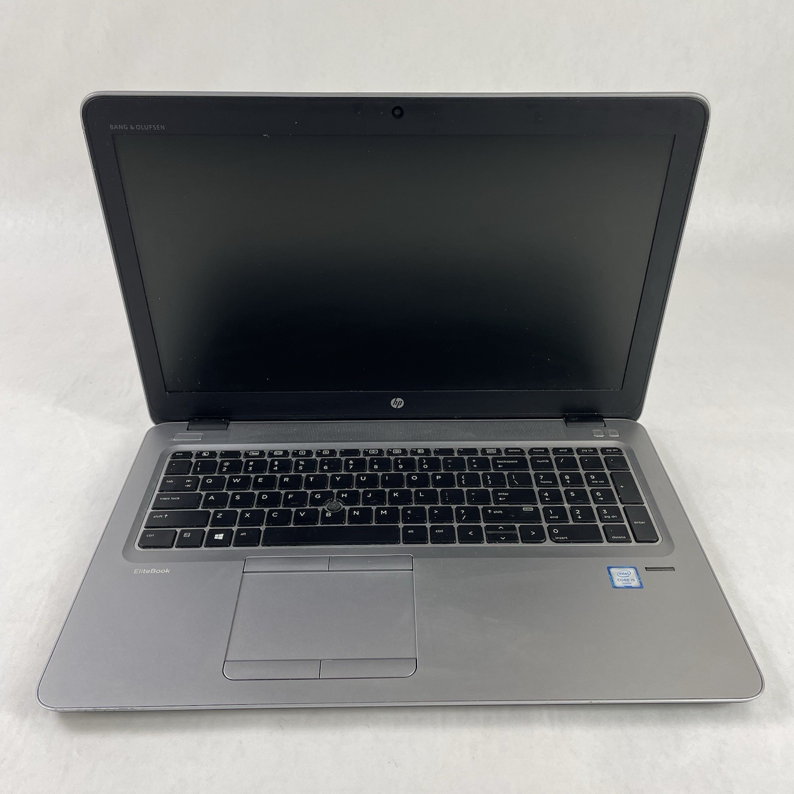 HP EliteBook 850 G3 15.6″ i5-6200U 2.30 GHz 8 GB RAM No SSD No OS – Bad Bottom