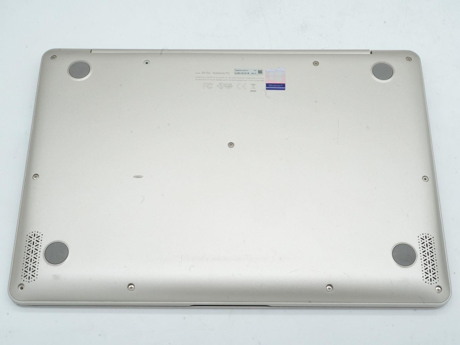 ASUS VivoBook S14 (S410U) – Intel Core i7-8550U – 24GB RAM – 1TB SSD – MX150 GPU