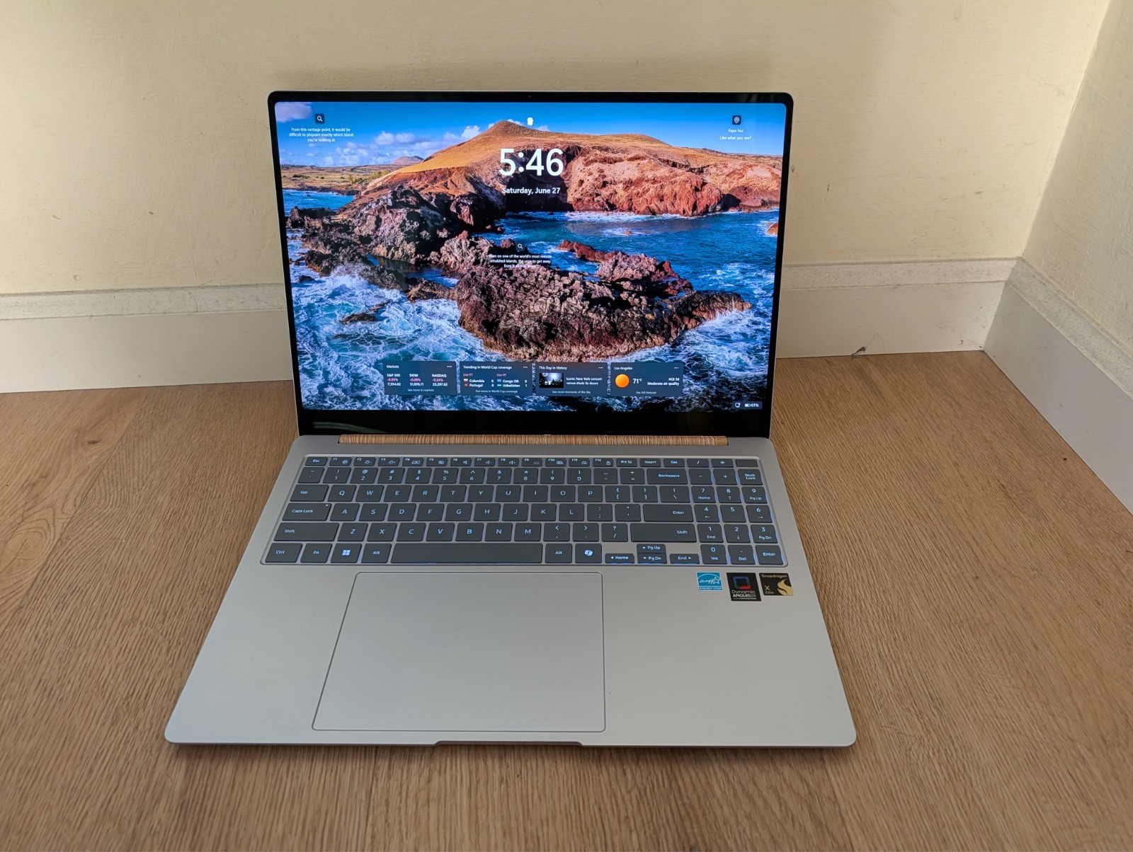 Samsung Galaxy Book4 Edge 16″ Snapdragon X Elite 3.4GHz 16GB RAM 512GB