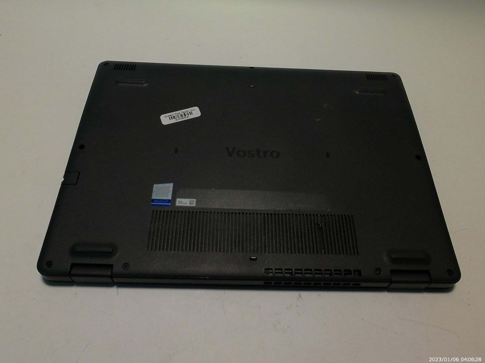 Dell Vostro 3400 – i5-1135G7 – (See Description)
