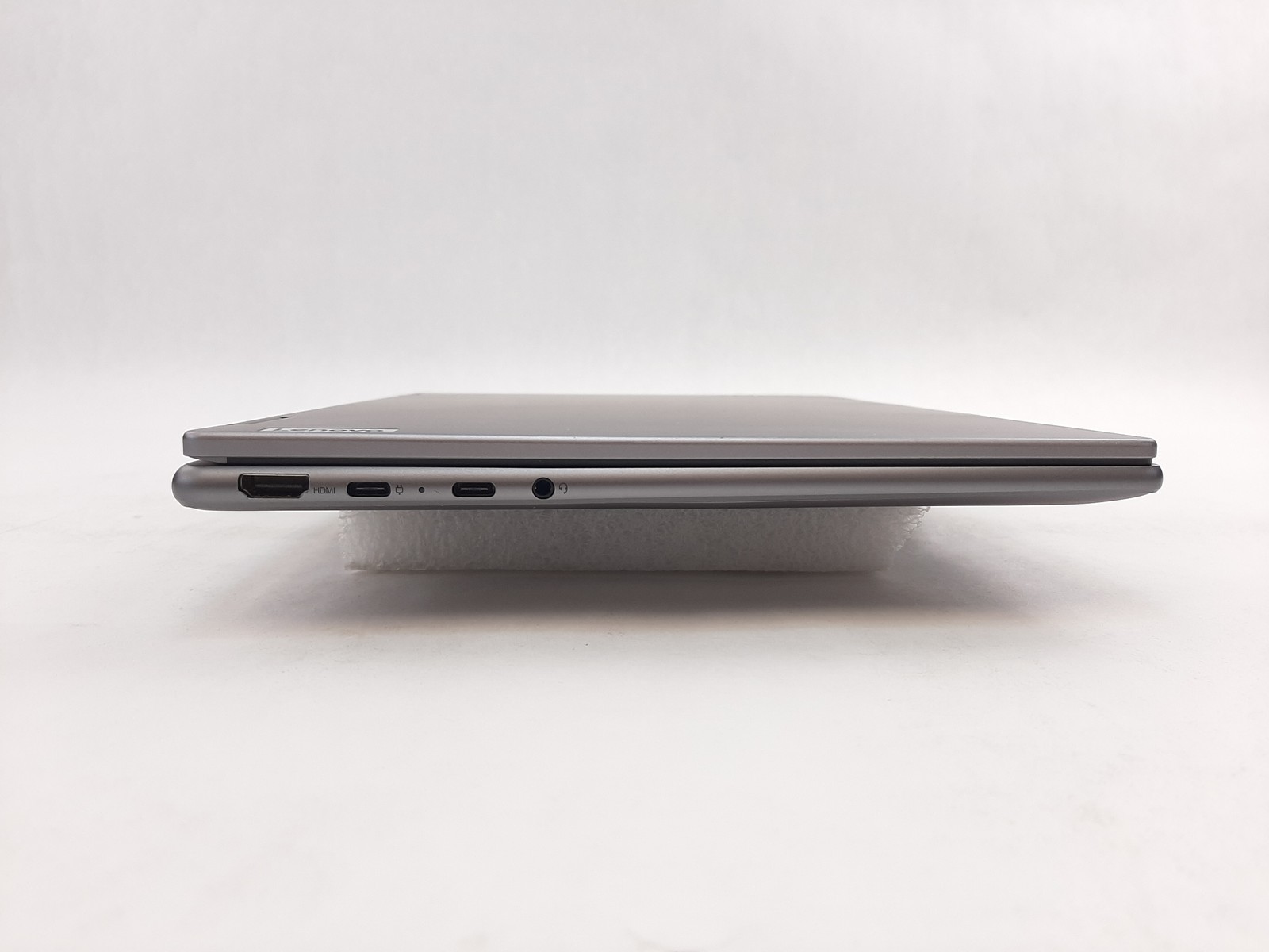 Lenovo Yoga 7 14AHP9, Ryzen 5 8640HS 3.50GHz, 16GB RAM, 256GB NVMe, No AC C4*185