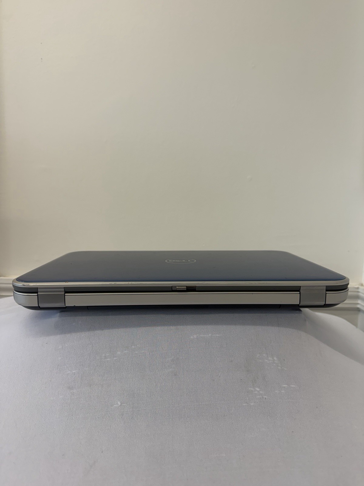 Dell Inspiron 5520 Laptop – Unknown if Screen is Good – Intel – Read Des