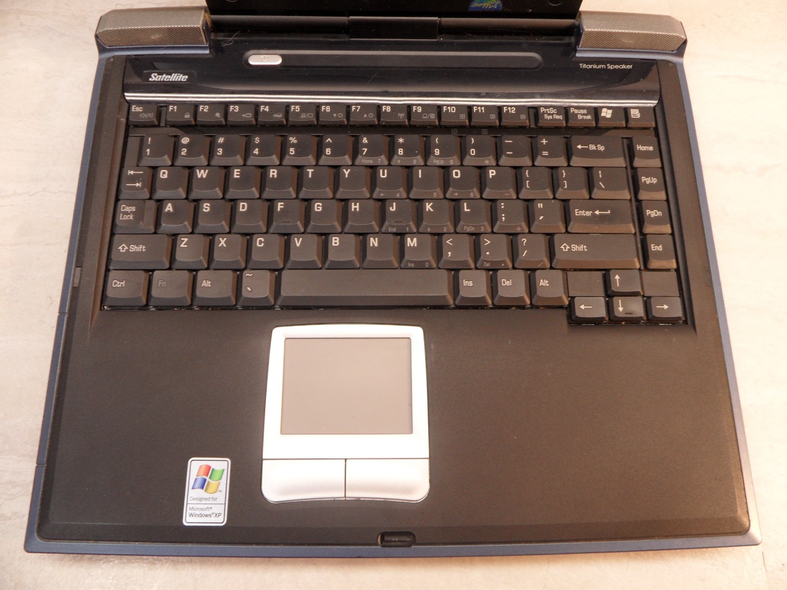 Toshiba Satellite A10 A10-S127 Parts Laptop No Hard Drive Posted To Bios